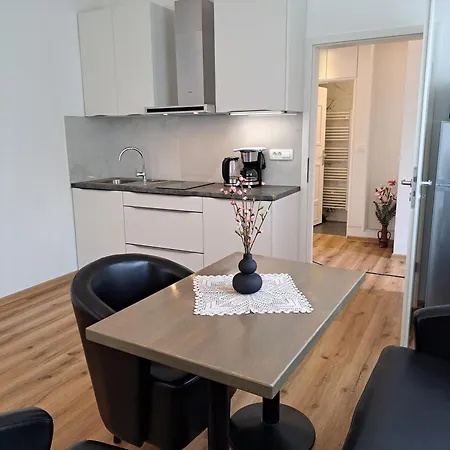 Apartma Lena 6 Apartment